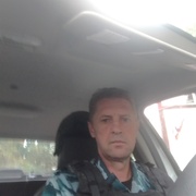 Олег, 48, Каменка