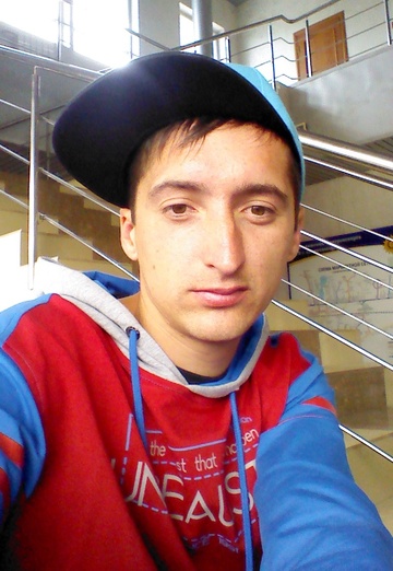 Моя фотография - Виталий, 33 из Лисичанск (@vitaliy68507)