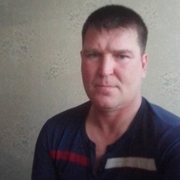Василий, 45, Белово