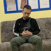 Илья, 21, Саратов