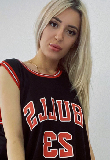 Yuliya (@julia1824) — my photo № 1