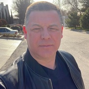 Роман, 49, Москва