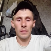 Александр, 32, Екатеринбург