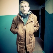 Юра, 27, Дятьково