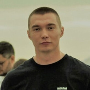 Максим, 31, Москва