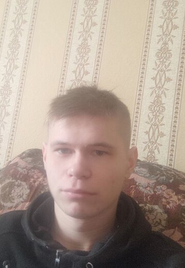 Моя фотография - Виталя, 19 из Челябинск (@vitalya15161)
