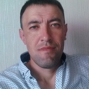 Александр, 41, Белогорск
