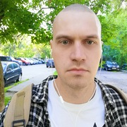 Роман, 26, Москва
