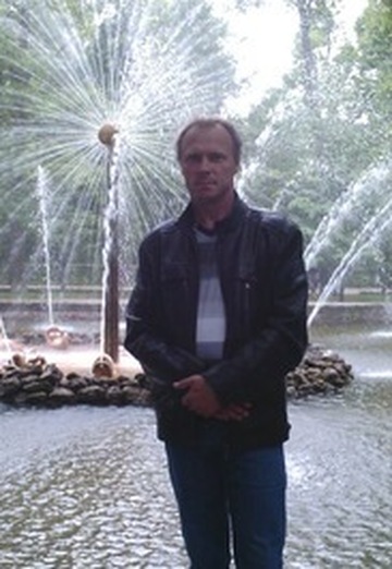Моя фотография - Юрий, 56 из Санкт-Петербург (@uriy105936)