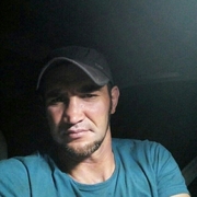 вадим, 40, Малояз