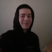 Валерий, 21, Богучар