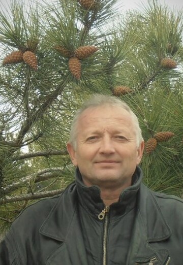 Моя фотография - Михаил, 61 из Белогорск (@mihail165165)