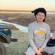 Антон, 22, Оханск