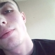 Стас Фроленко, 22, Березовский (Кемеровская обл.)