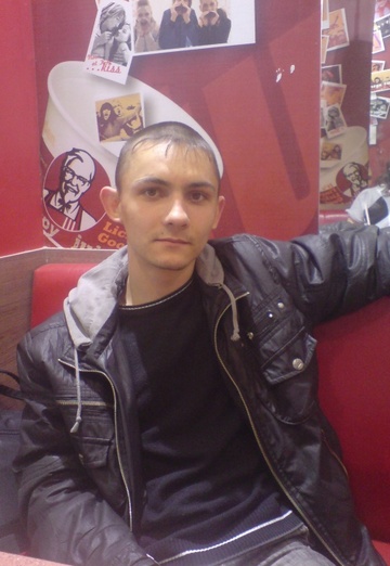 Моя фотография - Виктор, 35 из Чапаевск (@viktor5064)