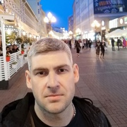 Александр, 38, Кировск