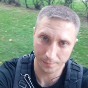 Илья, 31, Москва