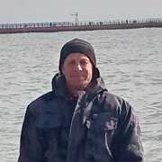 Виктор, 46, Донецк