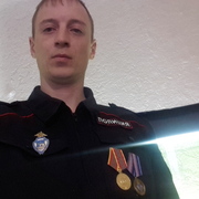 олег, 39, Билибино