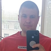 Ильяс, 29, Санкт-Петербург