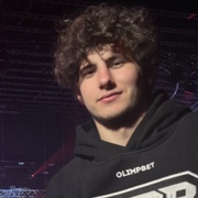 Влад, 20, Москва